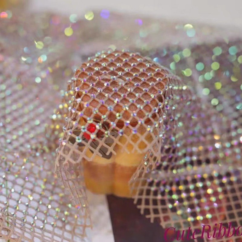Mistlace Stretch-Strass-Fischn – Crystal Mesh Fabric Bewertung und Preis