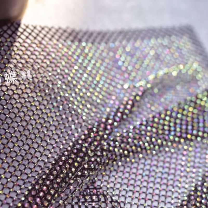 Mistlace Stretch-Strass-Fischn – Crystal Mesh Fabric Bewertung und Preis